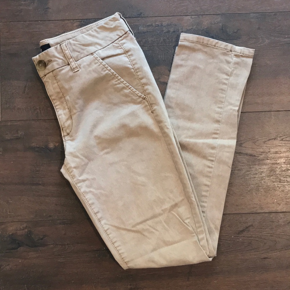 AE 🦅 Tan pants/ khakis
